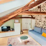 Casa de hóspedes La Maison Des Arts 4*